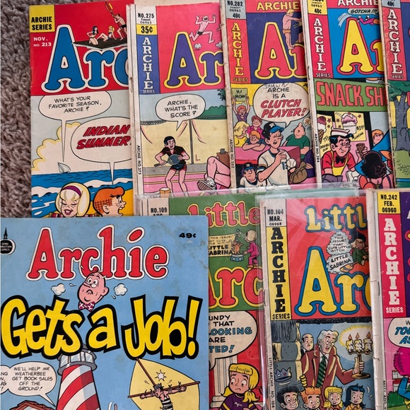 VINTAGE Archie Comic Books - Picture 8 of 8